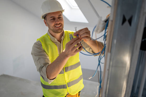 Best Commercial Electrician Services  in Seminole, FL